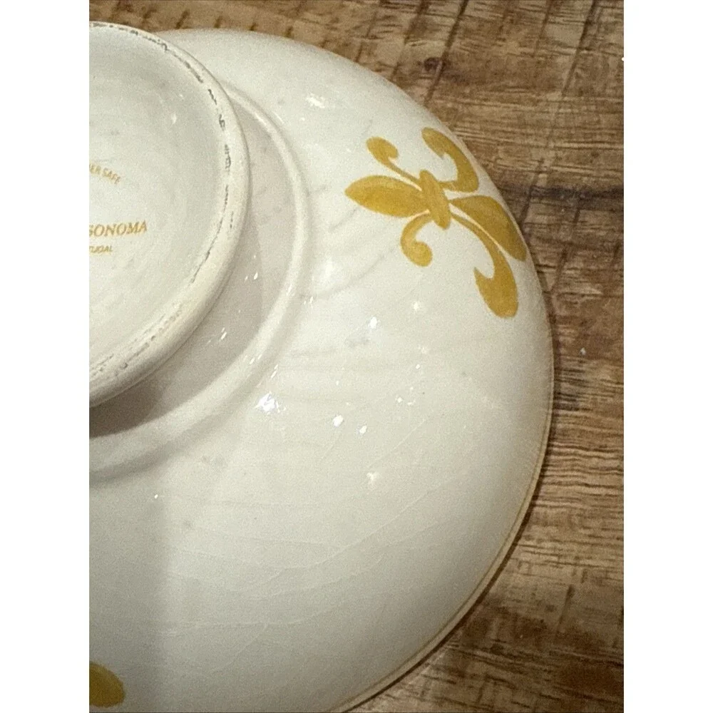 Williams Sonoma Fleur De Lis Yellow Gold Footed Soup Cereal Bowl